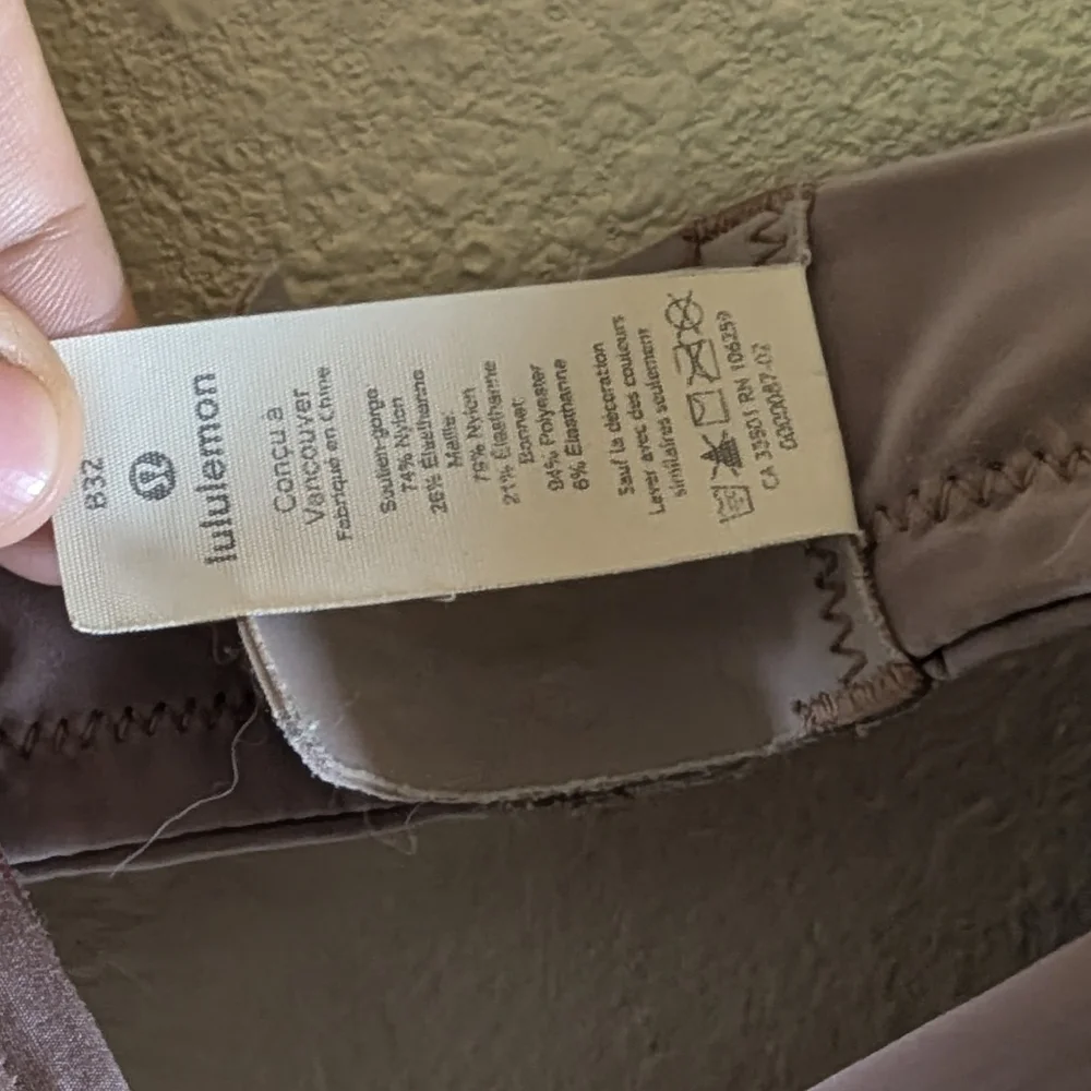 Lululemon Simply‎ Sheer Women's Bra
